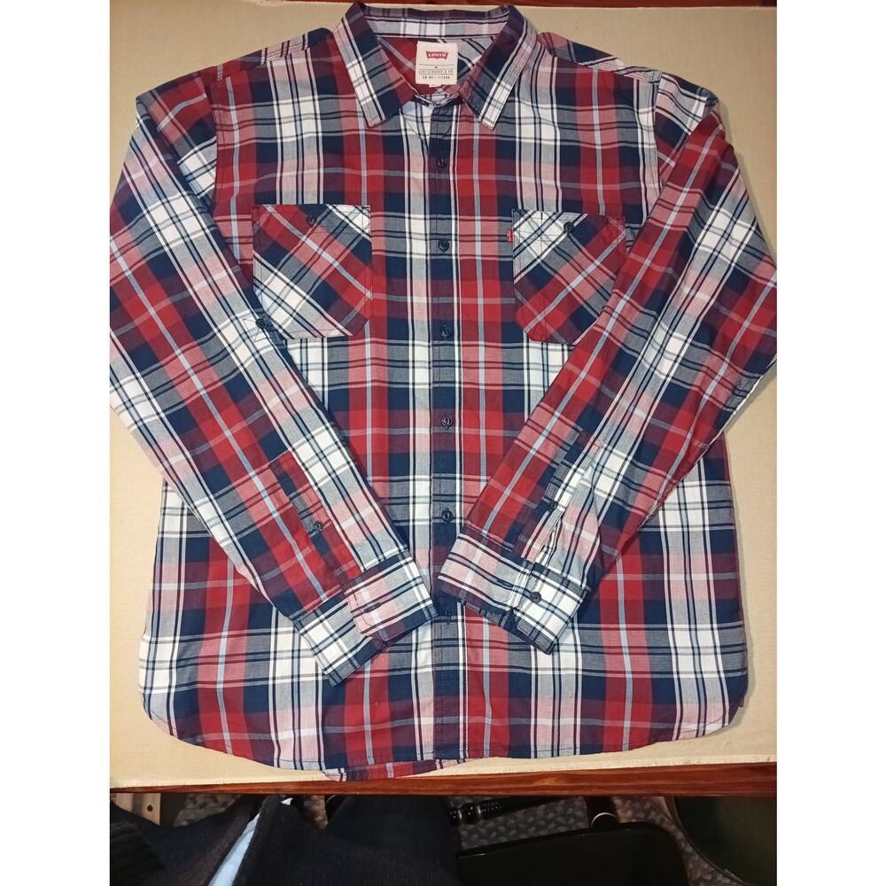 Levi's men's work shirt XL Large long-sleeve plaid button-down